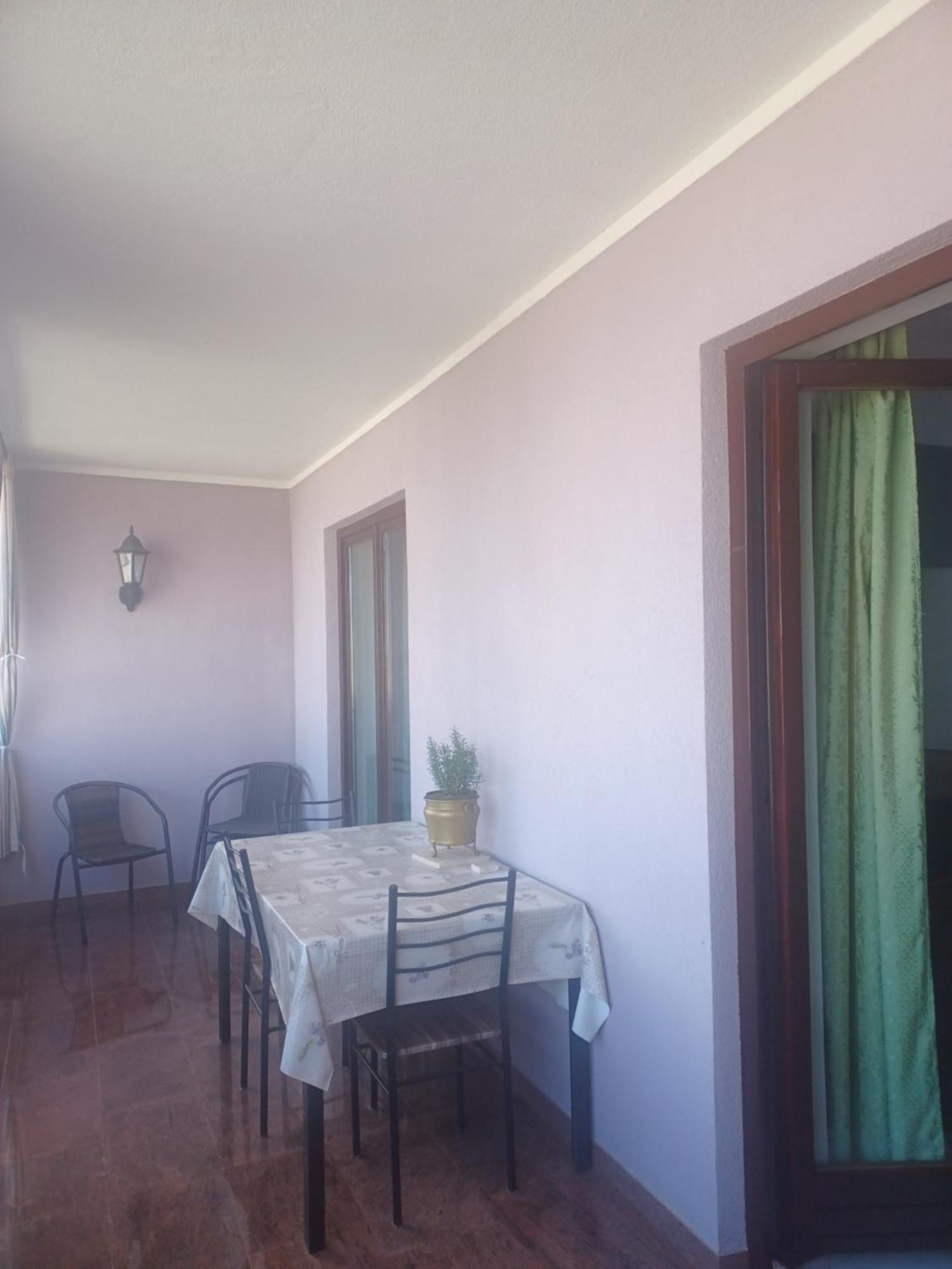 Purple House Daire Pula Oda fotoğraf